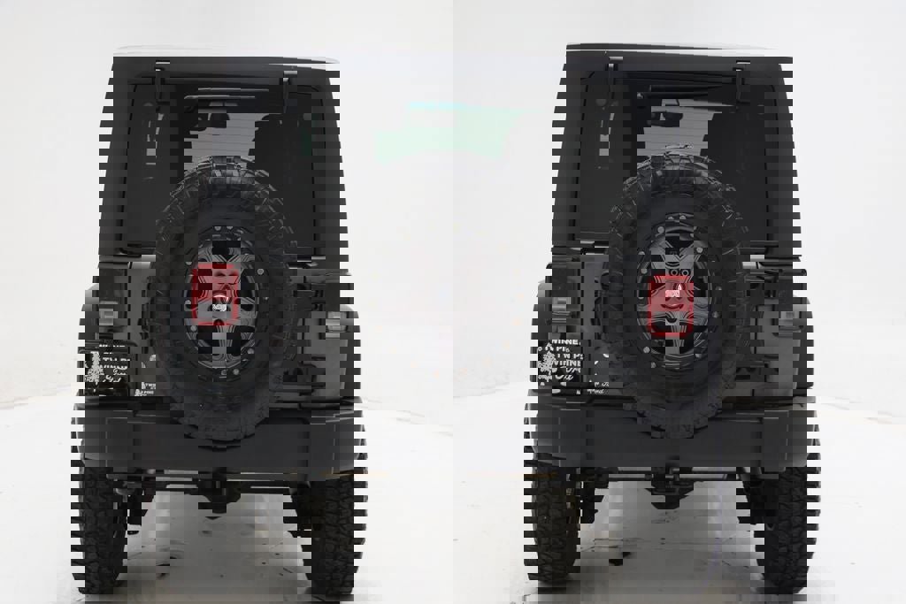 Used 2017 Jeep Wrangler Unlimited Rubicon w/ Dual Top Group image 8