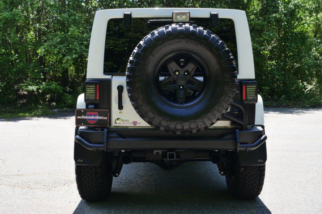 Used 2016 Jeep Wrangler Unlimited Rubicon AWD/4WD image 29