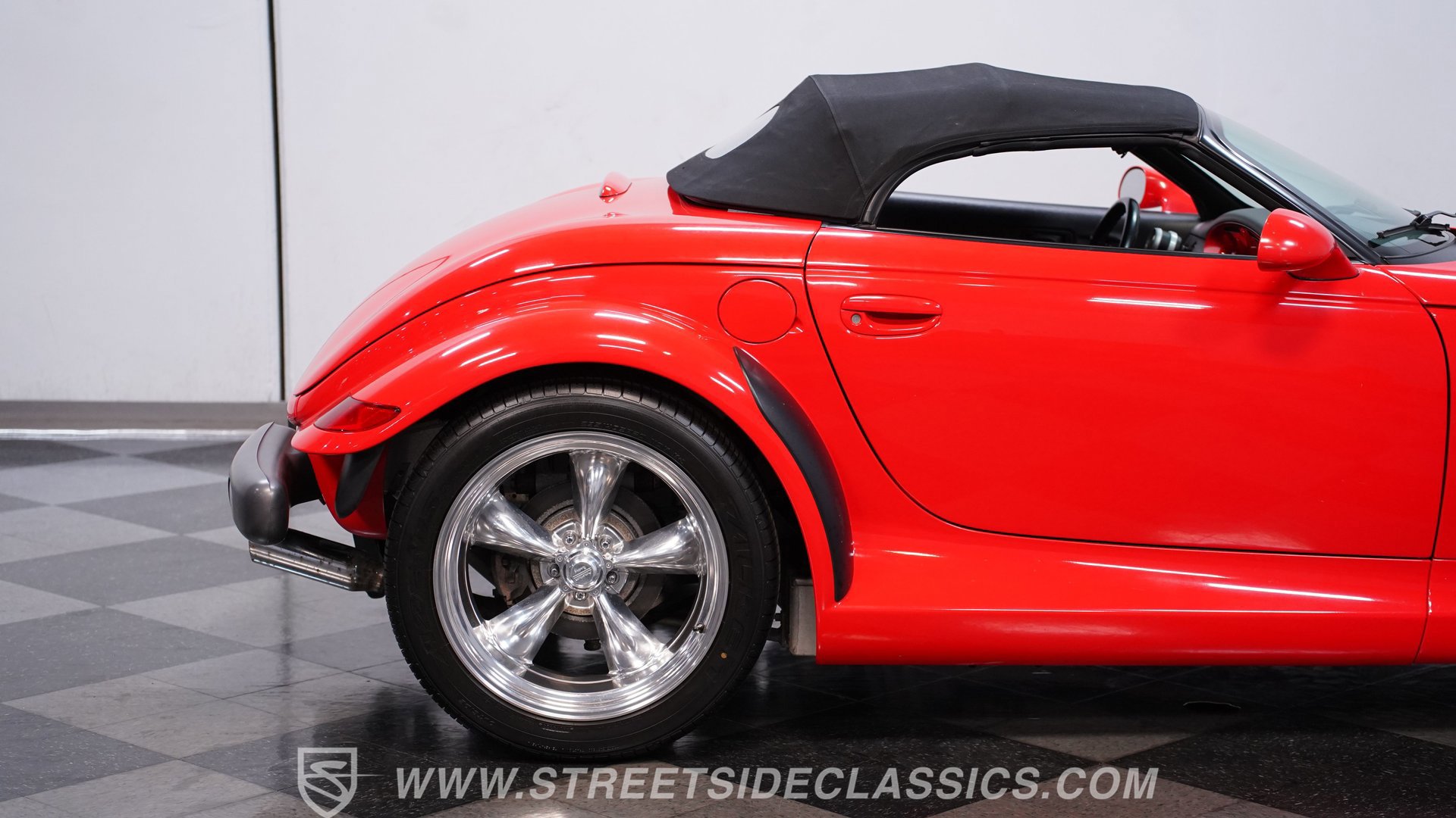 Used 1999 Plymouth Prowler RWD image 22