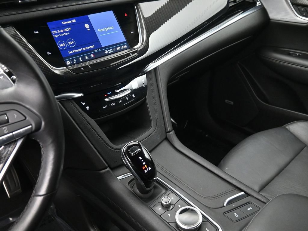 Used 2024 Cadillac XT6 Sport image 8