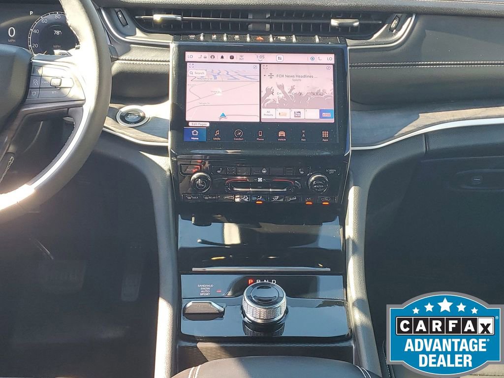 Used 2025 Jeep Grand Cherokee Limited image 30