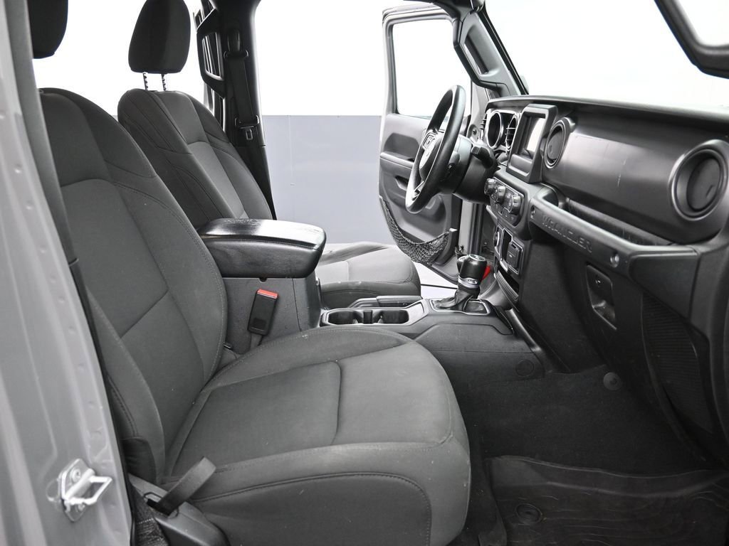 Used 2022 Jeep Wrangler Unlimited Sport AWD/4WD image 11