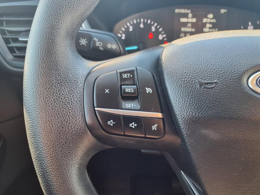 Used 2020 Ford Escape SE image 16