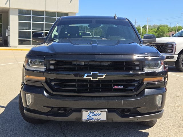 Used 2017 Chevrolet Silverado 1500 LT w/ Midnight Edition AWD/4WD image 2