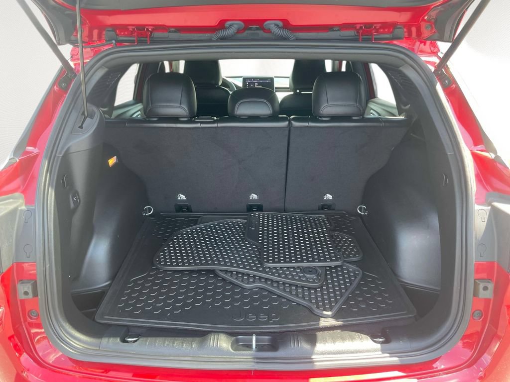 Used 2023 Jeep Compass Latitude w/ Convenience Group AWD/4WD image 7