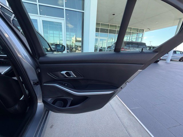 Used 2026 BMW 330i Sedan RWD image 30