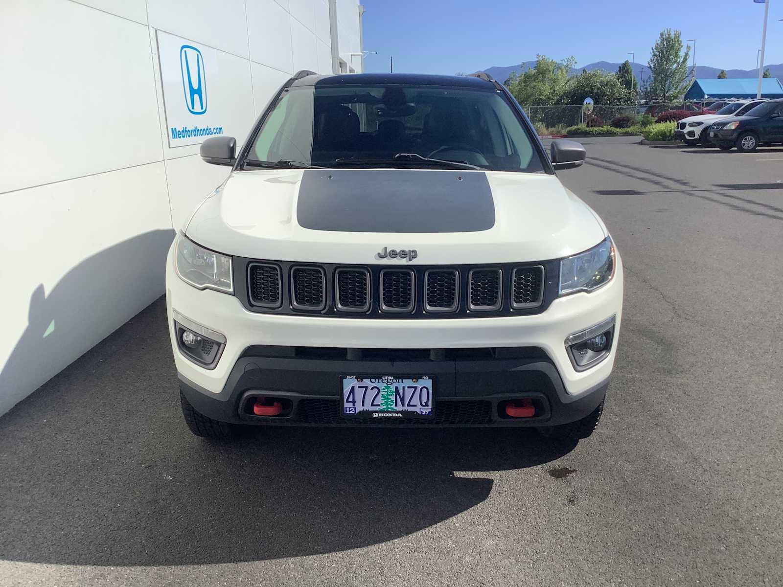 Used 2018 Jeep Compass Trailhawk w/ Leather Interior Group AWD/4WD image 6
