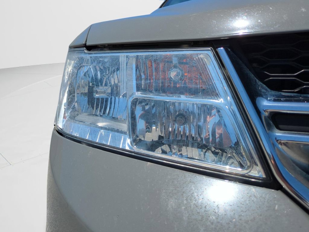 Used 2019 Dodge Journey SE w/ Premium Group image 26