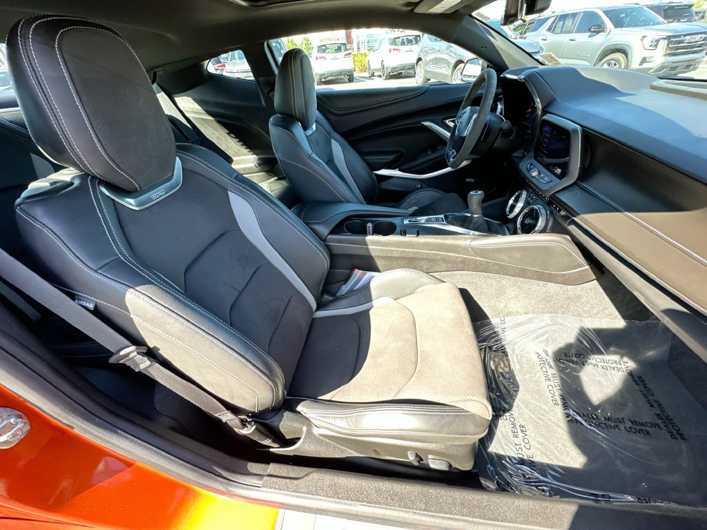 Certified 2022 Chevrolet Camaro SS RWD image 28