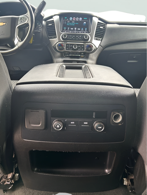 Used 2018 Chevrolet Suburban LS AWD/4WD image 20