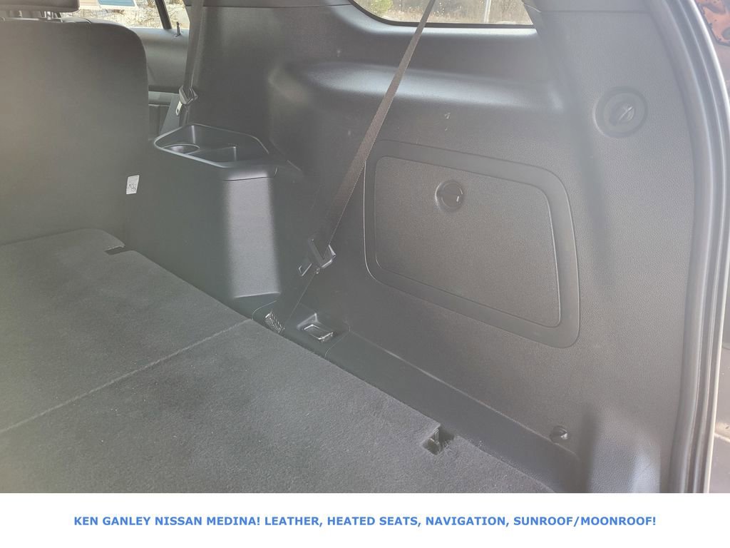 Used 2018 Ford Explorer XLT w/ Equipment Group 202A image 49