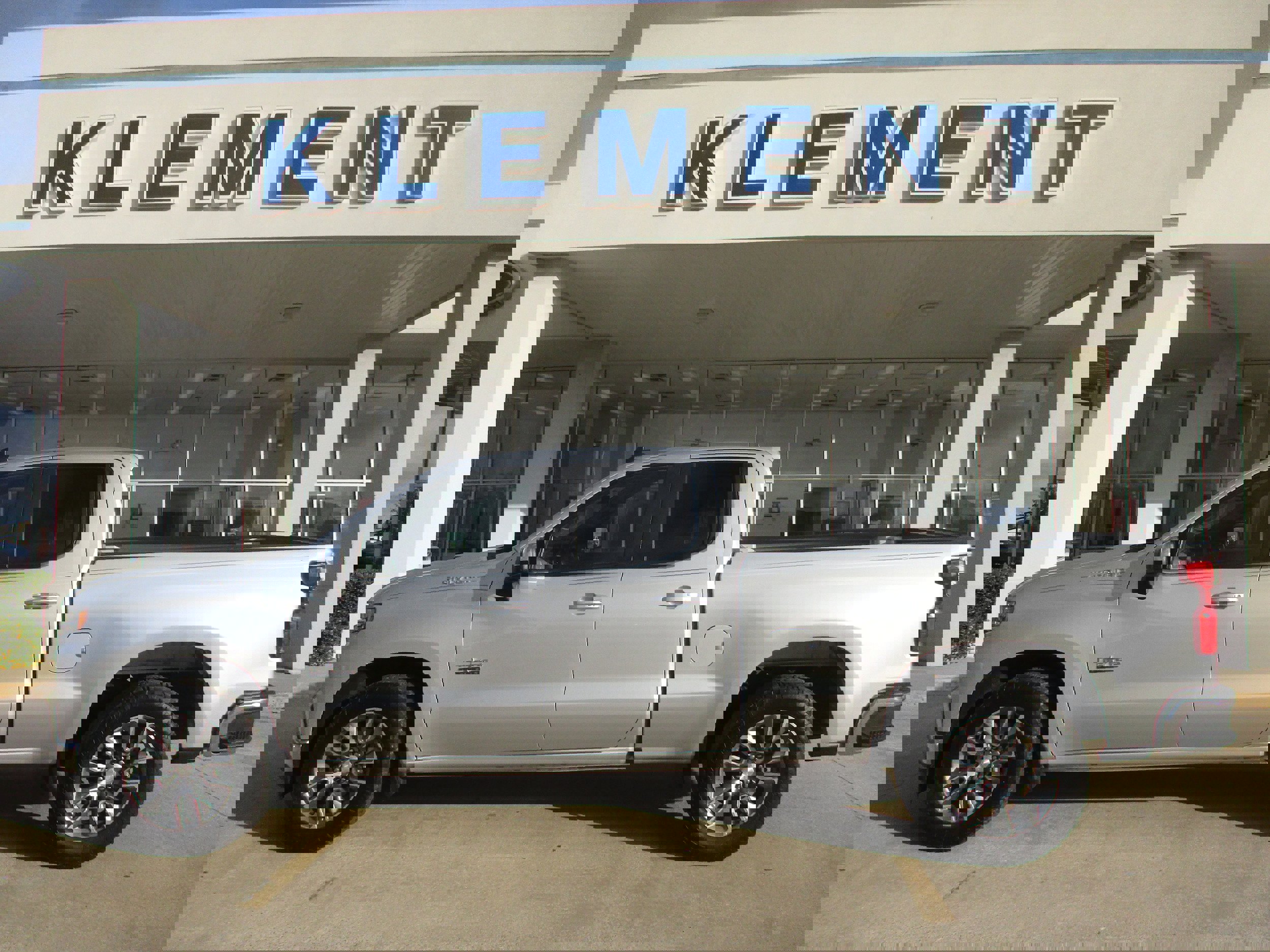 Used 2019 Chevrolet Silverado 1500 LT w/ Texas Edition