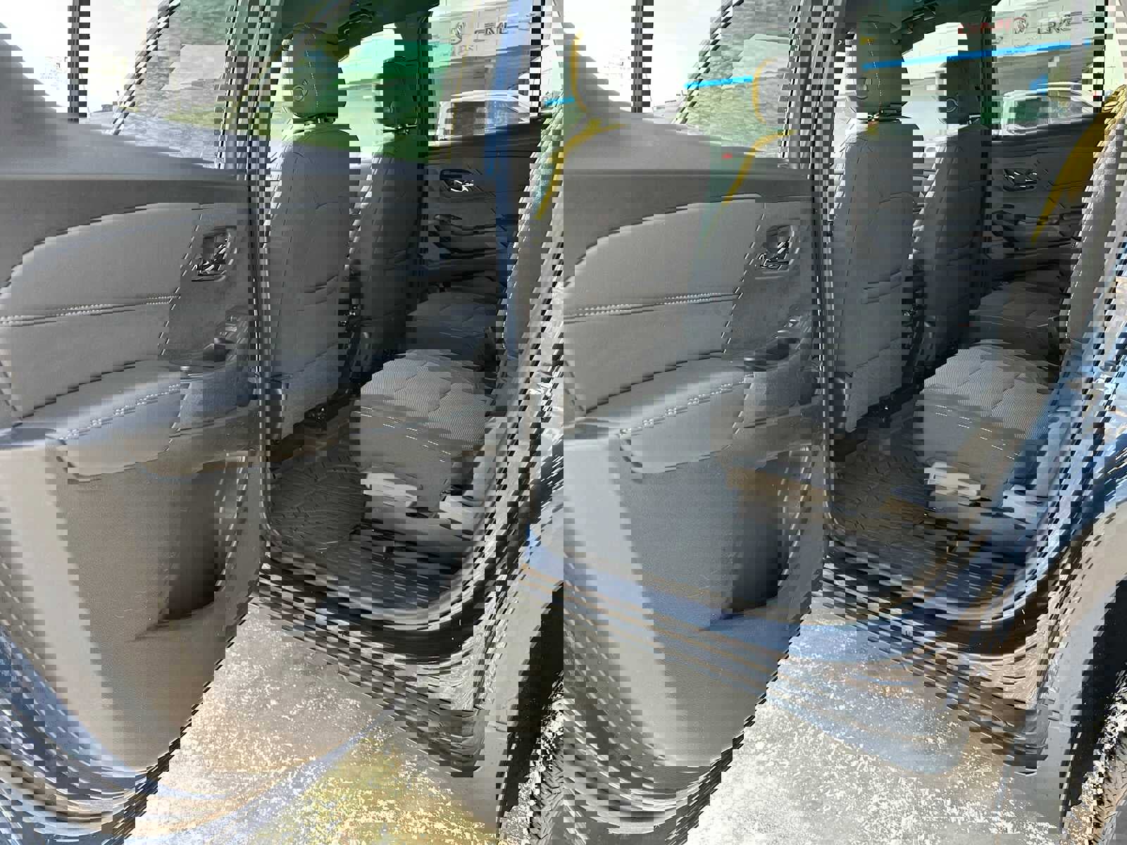 Used 2022 Chevrolet Traverse LT image 17