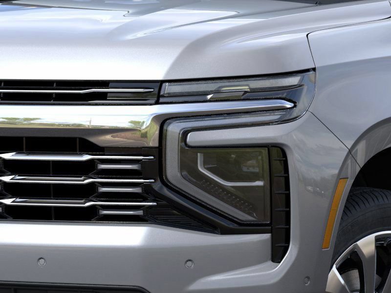 New 2026 Chevrolet Suburban Premier w/ Sun And Tow Package AWD/4WD image 10