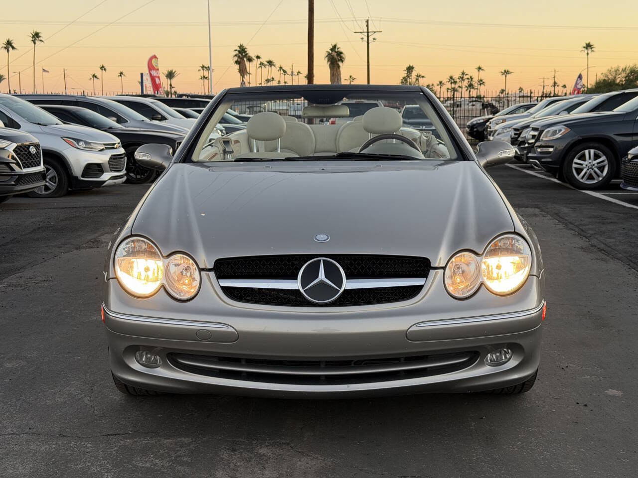 Used 2005 Mercedes-Benz CLK 320 Cabriolet image 13