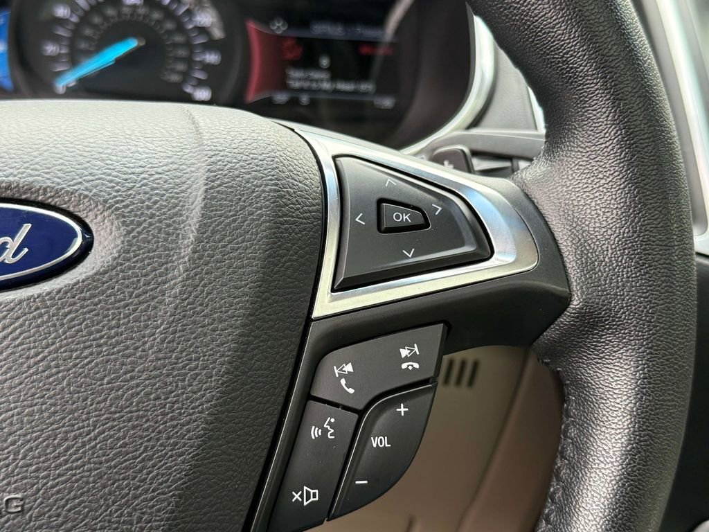 Used 2016 Ford Edge Titanium w/ Equipment Group 302A AWD/4WD image 34