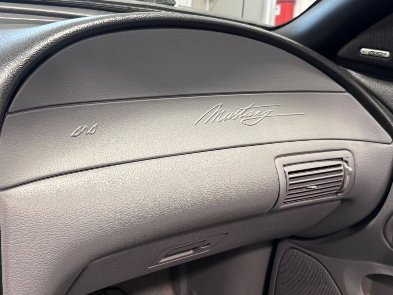 Used 1995 Ford Mustang GT RWD image 23