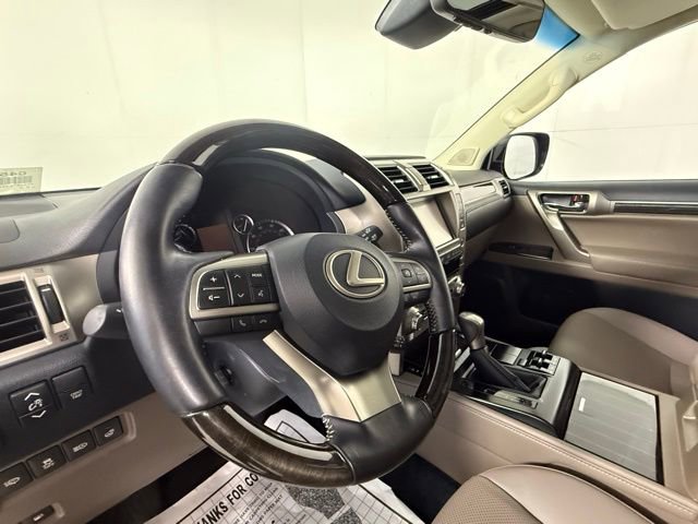 Used 2021 Lexus GX 460 Premium w/ Premium Package image 7