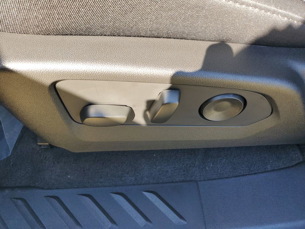 New 2026 Chevrolet Colorado W/T w/ WT Custom Package image 22