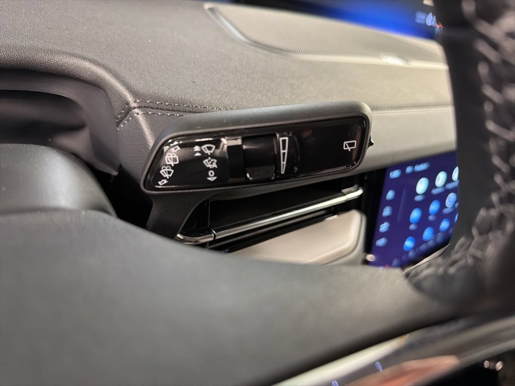 New 2026 Lincoln Navigator Premiere AWD/4WD image 22