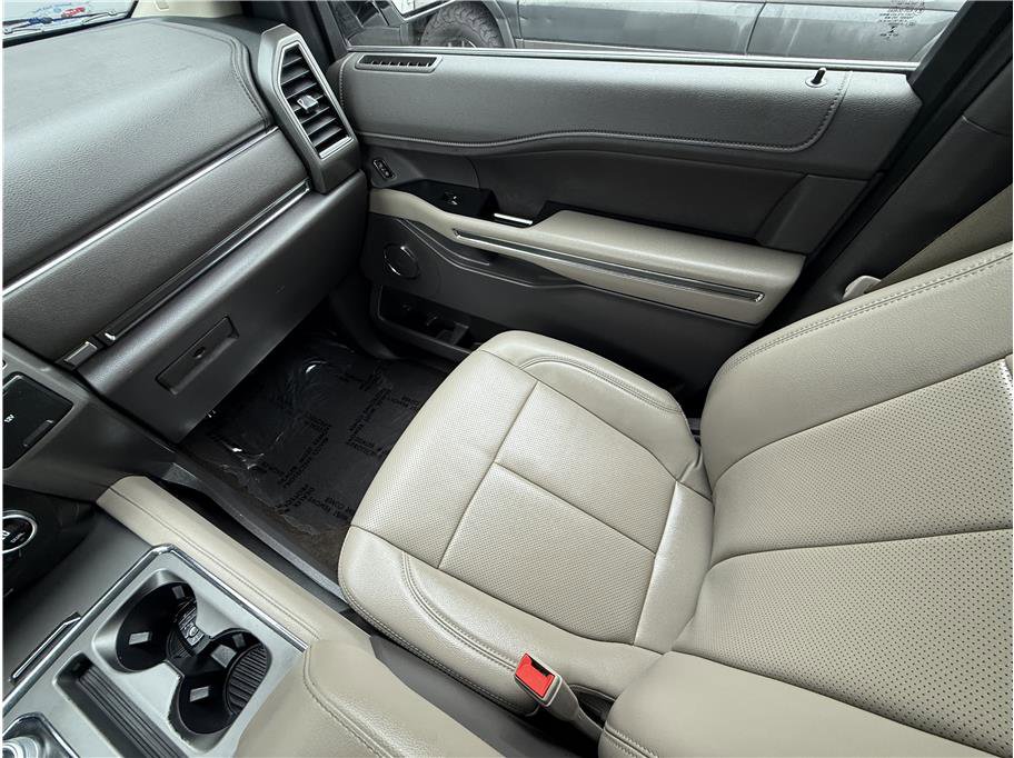 Used 2021 Ford Expedition Max XLT AWD/4WD image 13