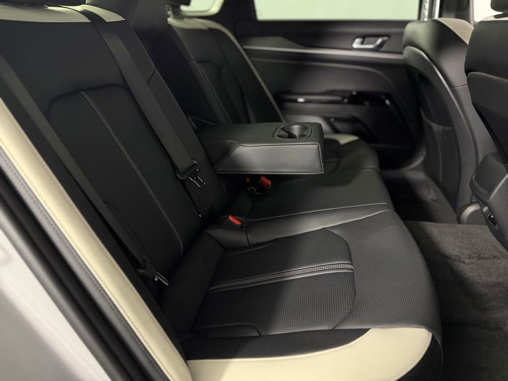 Used 2025 Kia K5 GT-Line image 29