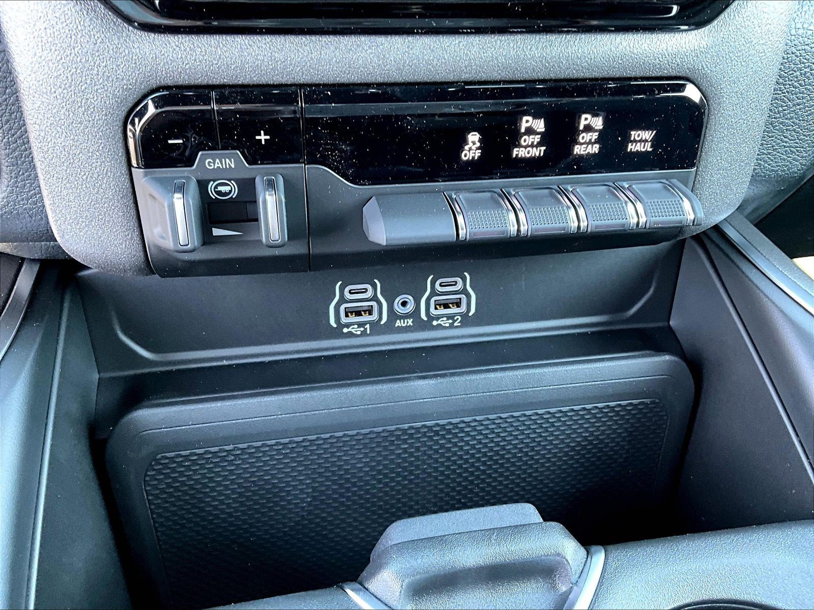 New 2027 RAM 1500 Express AWD/4WD image 26