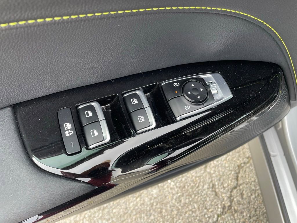 Used 2026 Kia K5 GT image 11