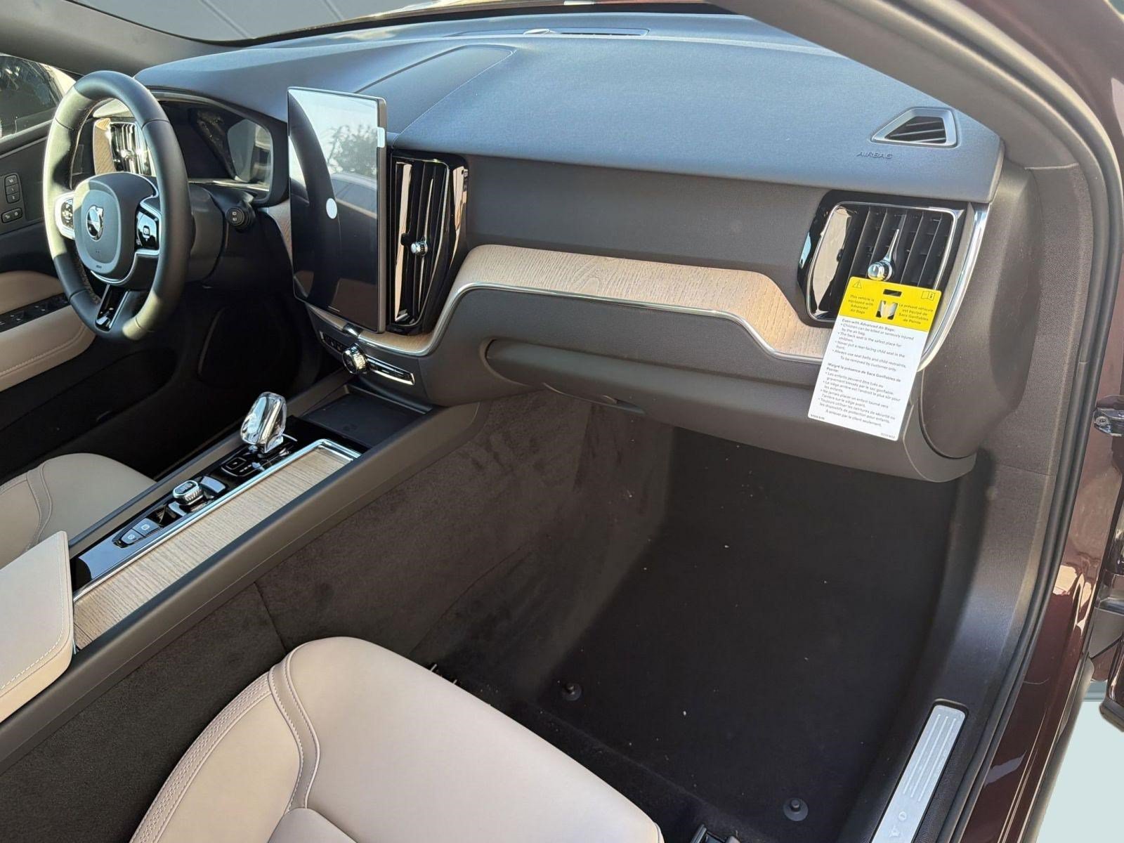 New 2026 Volvo XC60 B5 Core w/ Climate Package AWD/4WD image 30