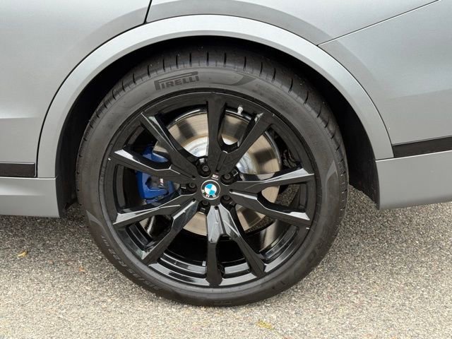 Certified 2023 BMW X7 M60i w/ Executive Package AWD/4WD image 14