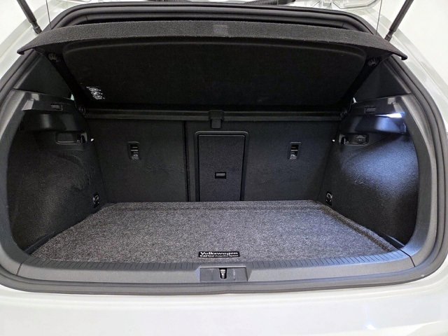 Used 2017 Volkswagen GTI S image 6