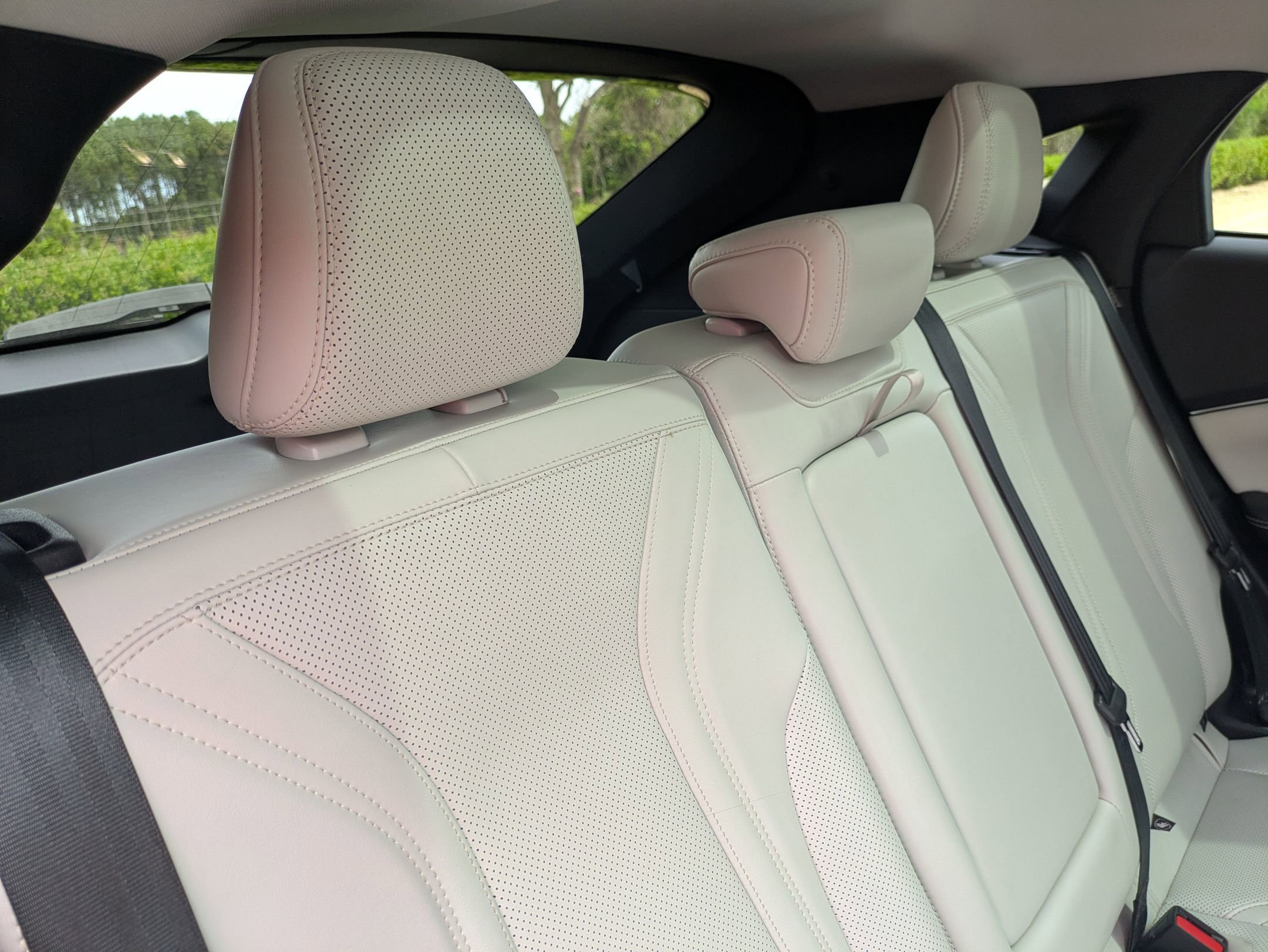 Certified 2022 Ford Mustang Mach-E Premium AWD/4WD image 37