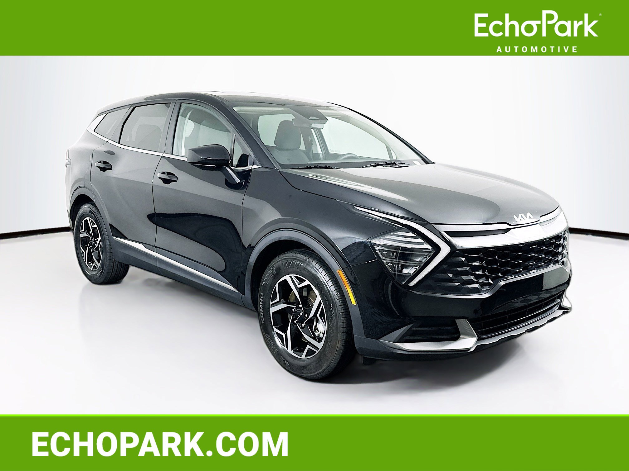 Used 2025 Kia Sportage LX image 1