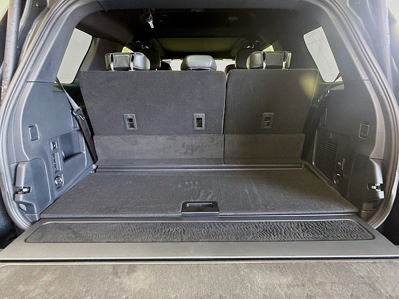 New 2027 Lincoln Navigator Reserve w/ Jet Appearance Package AWD/4WD image 29