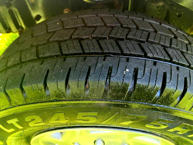 Used 2014 Ford E-250 and Econoline 250 Extended w/ Commercial Cargo Van Package RWD image 12