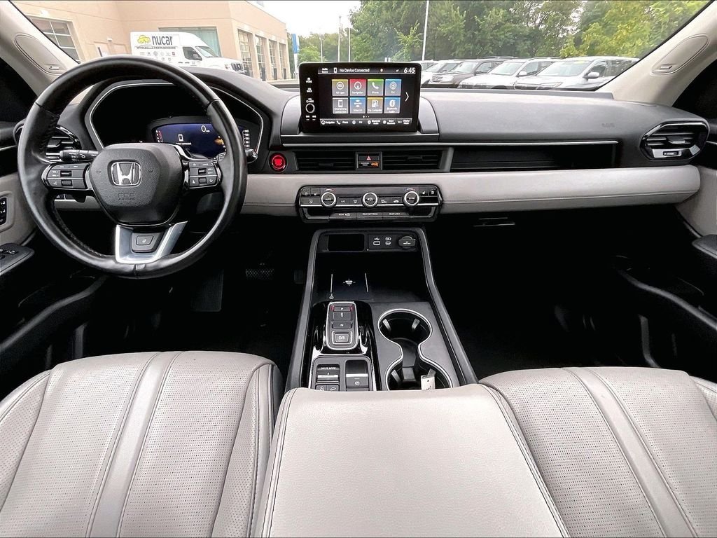 Used 2023 Honda Pilot Elite image 21