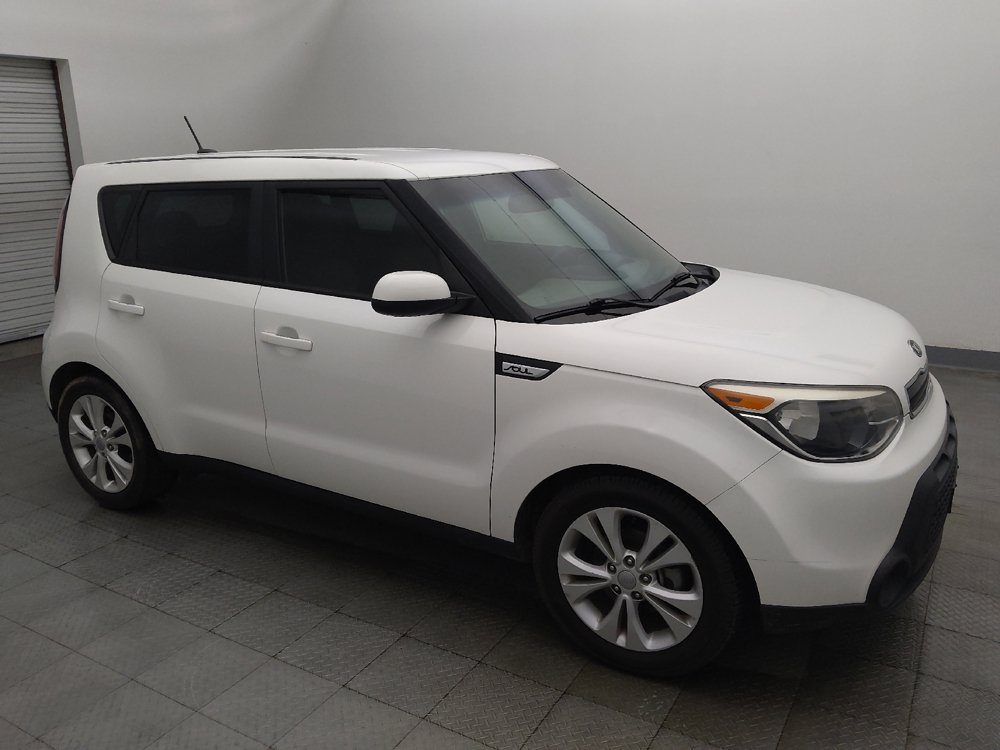 Used 2015 Kia Soul + w/ Audio Package FWD image 11