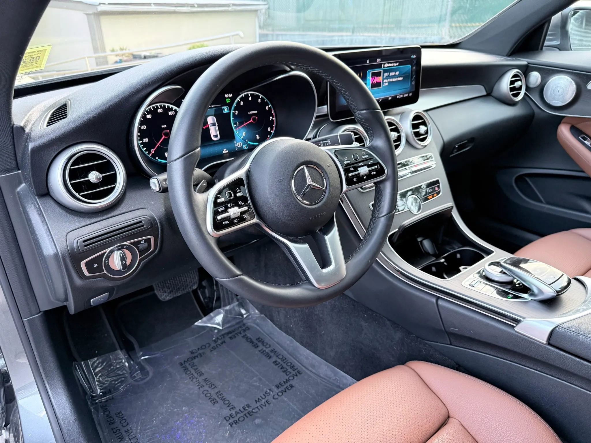 Used 2023 Mercedes-Benz C 300 4MATIC Coupe image 13