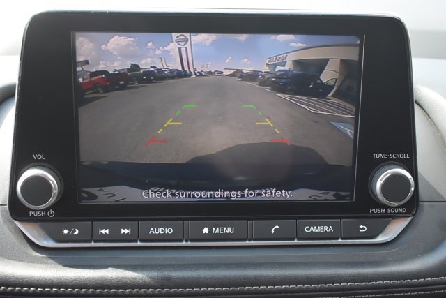 Used 2024 Nissan Rogue SV FWD image 25