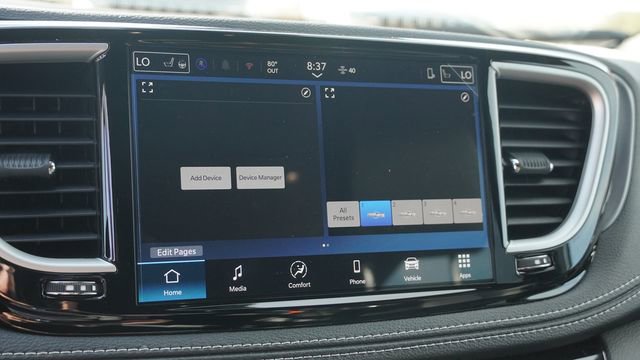 New 2026 Chrysler Pacifica Select FWD image 27