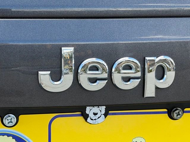 Used 2016 Jeep Patriot Latitude image 11