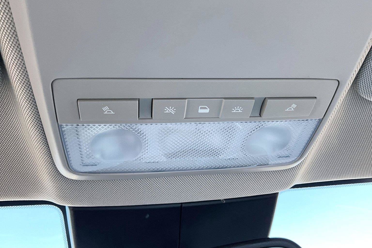 Used 2019 Buick Encore Sport Touring w/ Safety Package FWD image 37