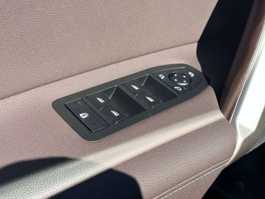 New 2026 BMW iX xDrive45 image 20