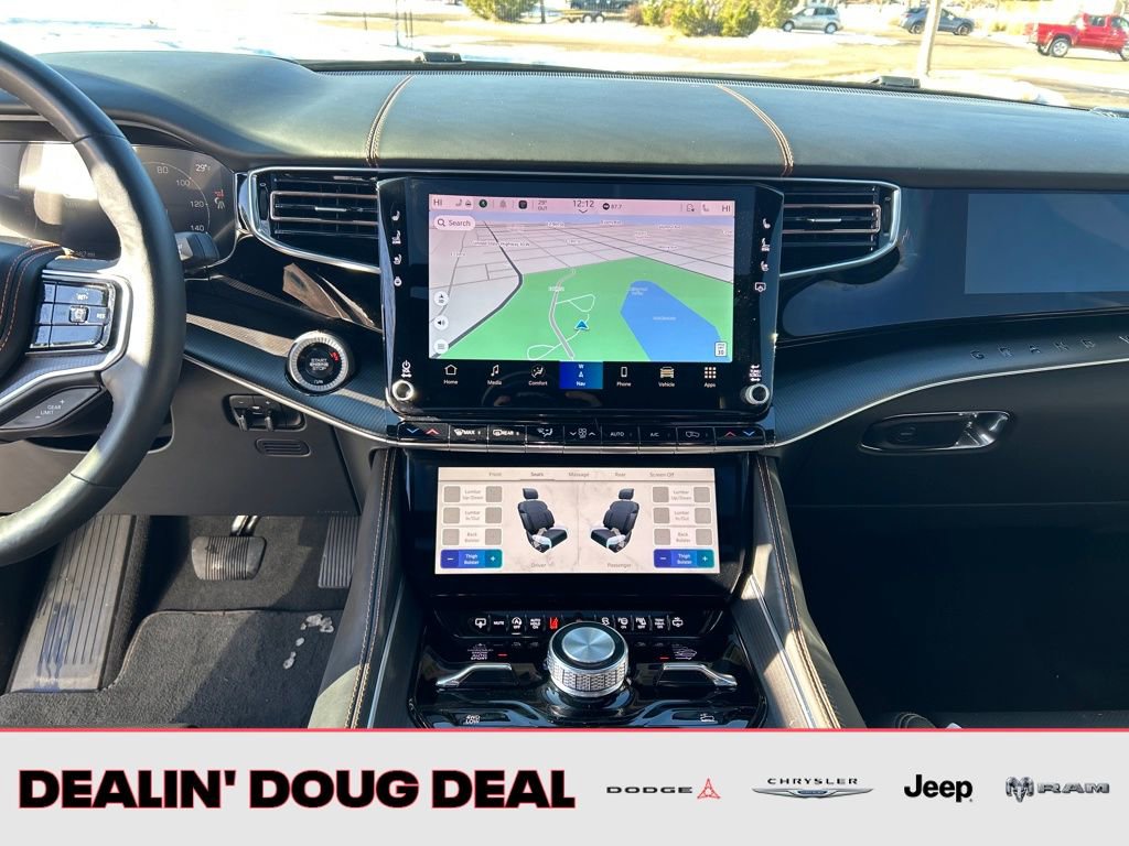 Used 2024 Jeep Grand Wagoneer Series III w/ Rear Seat Video Group 1 image 18