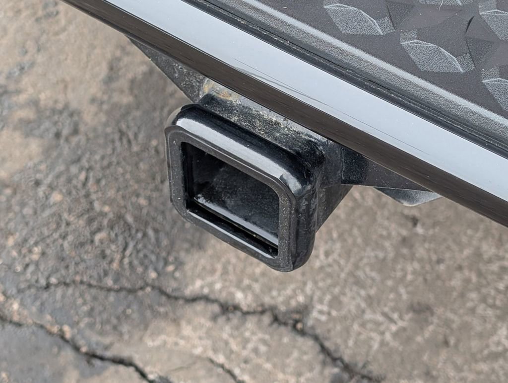 Used 2024 Chevrolet Colorado ZR2 w/ Technology Package image 17