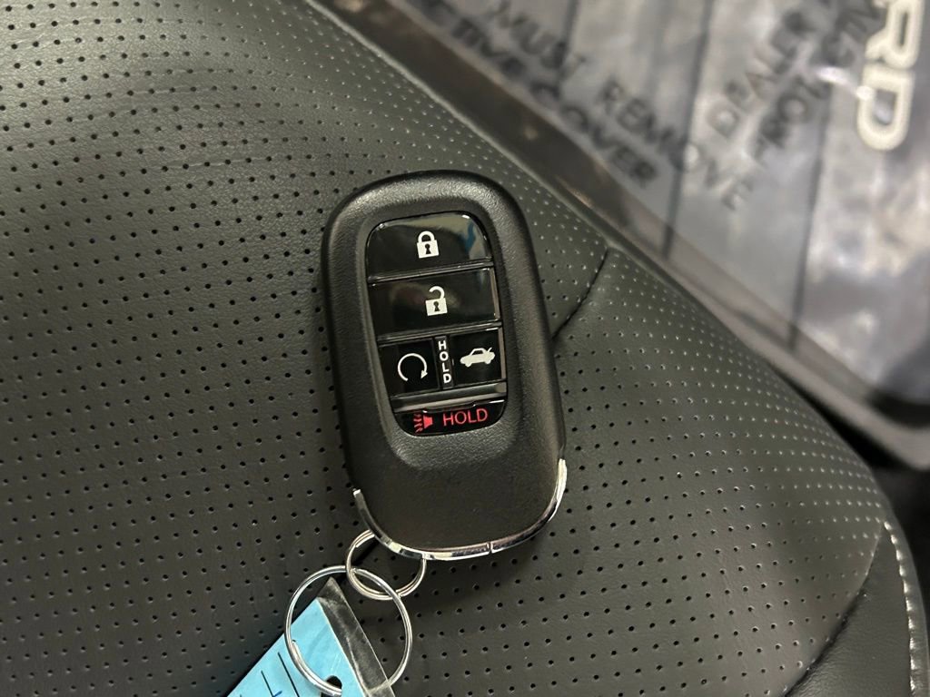 Certified 2025 Honda Accord Touring image 29