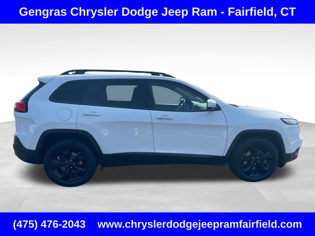 Used 2017 Jeep Cherokee High Altitude AWD/4WD image 8