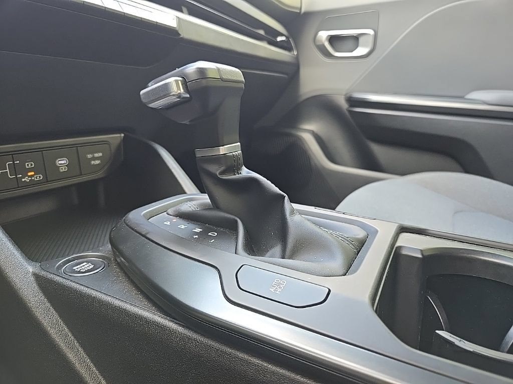Certified 2025 Kia K4 FWD image 23