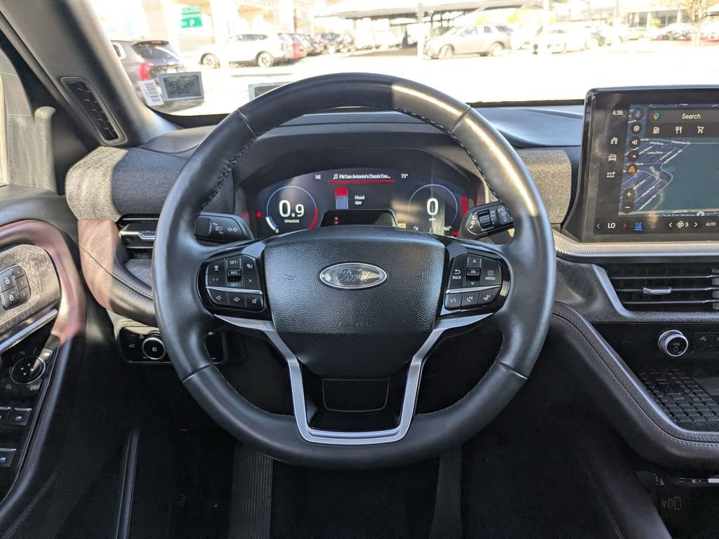 Used 2025 Ford Explorer Platinum w/ LUX Leather Package image 28