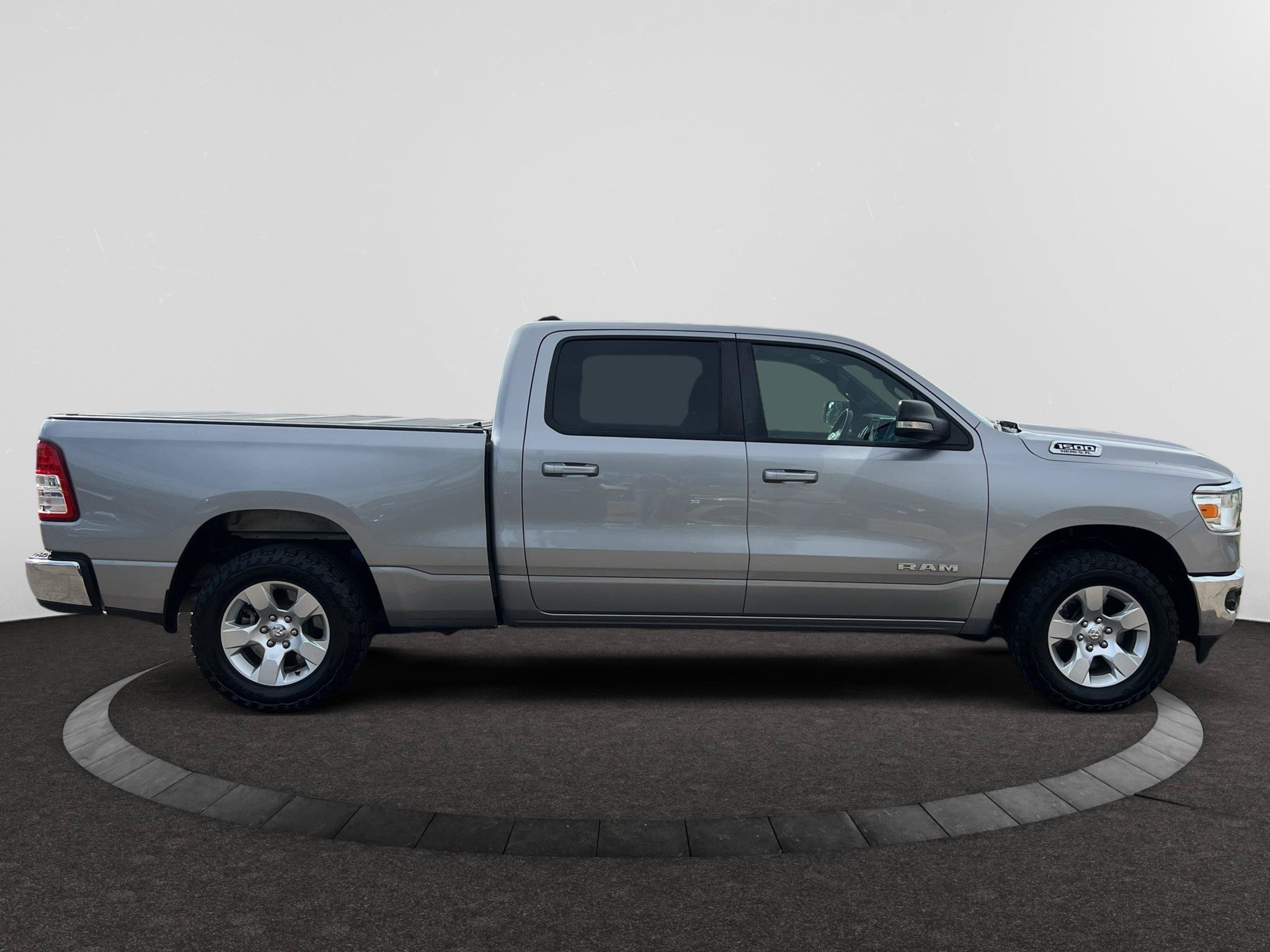 Used 2022 RAM 1500 Big Horn AWD/4WD image 5